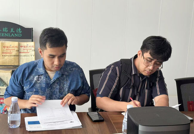 indonesia-customers-visited-our-company-for-inspection-and-cooperation2.jpg indonesia-customers-visited-our-company-for-inspection-and-cooperation2.jpg